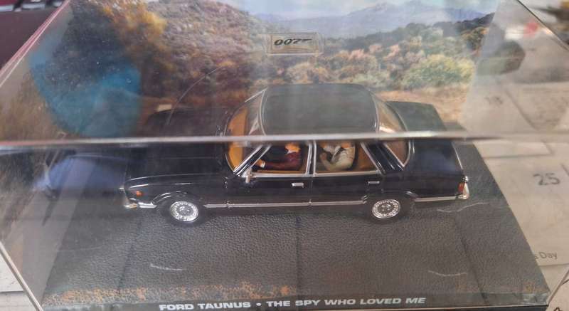 007 James Bond Ford Taunus - The Spy who loved me