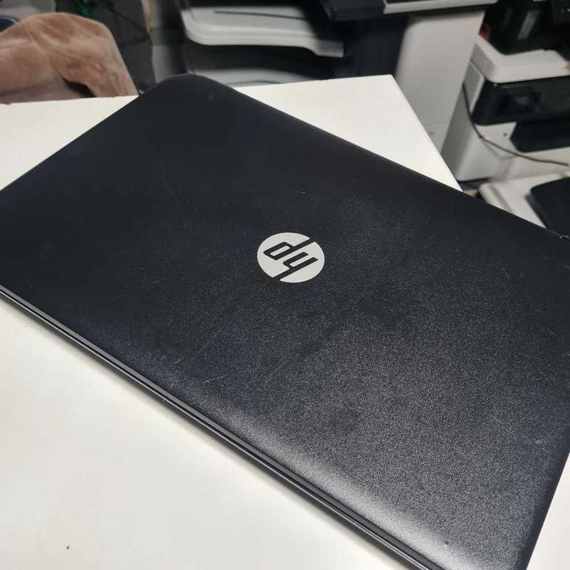 hp 15 notebook pc. Celeron N2840