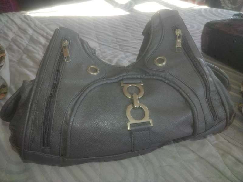 3+1 handbags READ CAREFULLY