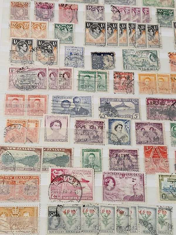 British Empire - HUGE value incl. many QVs - in Stunning 16-page Kabe album