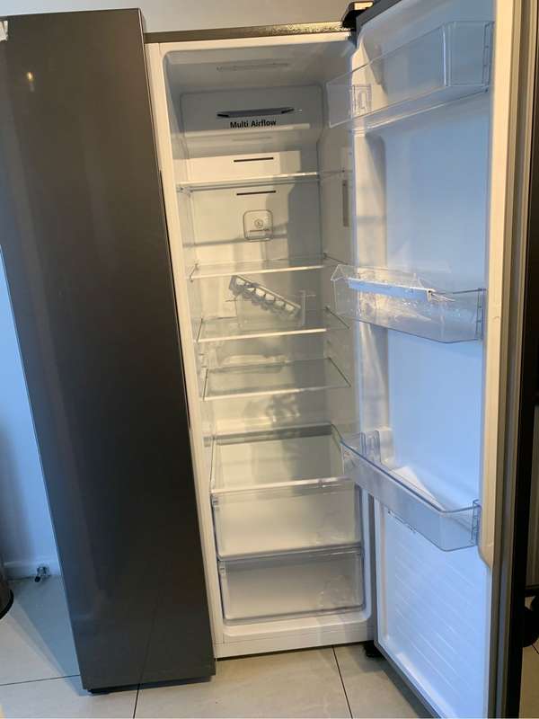 Hisense 508l Fridge/Freezer Side by Side Door