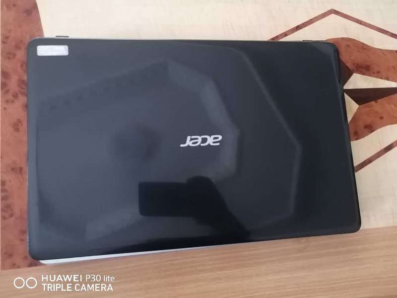 ACER ASPIRE E1-571