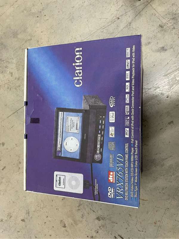 Clarion Head Unit with 2 monitor