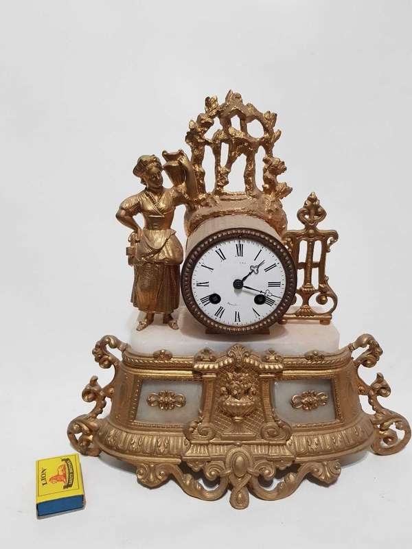 His and hers mantle clock set