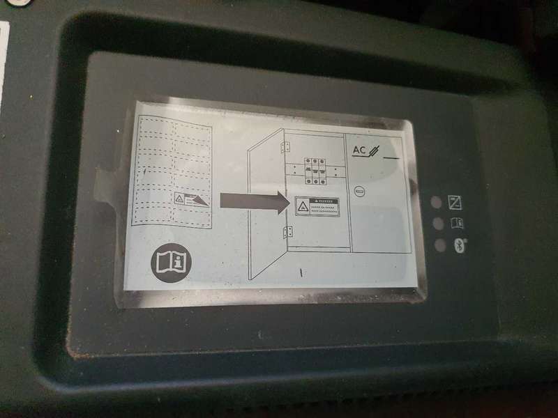SMA Sunny Boy 5000TL 5KW Grid-Tie Inverter Single Phase ***AS NEW***