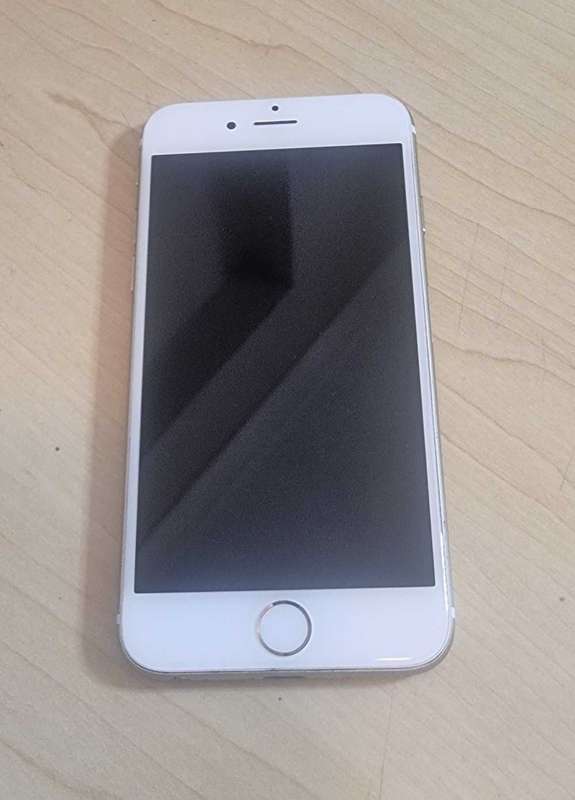 Iphone 6 /16 GB unlocked excellent condition