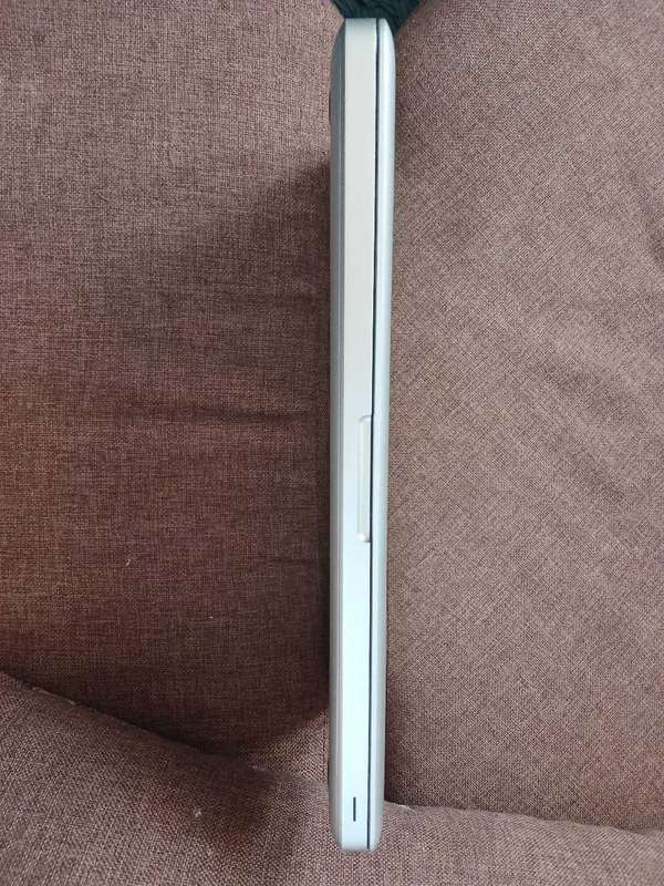 Late 2008 Apple Macbook 13.3
