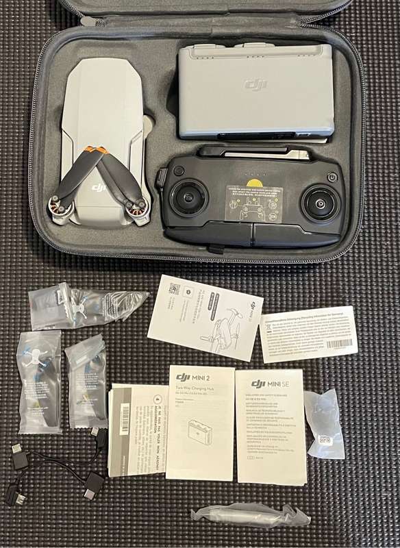 DJI MINI SE FLY MORE COMBO
