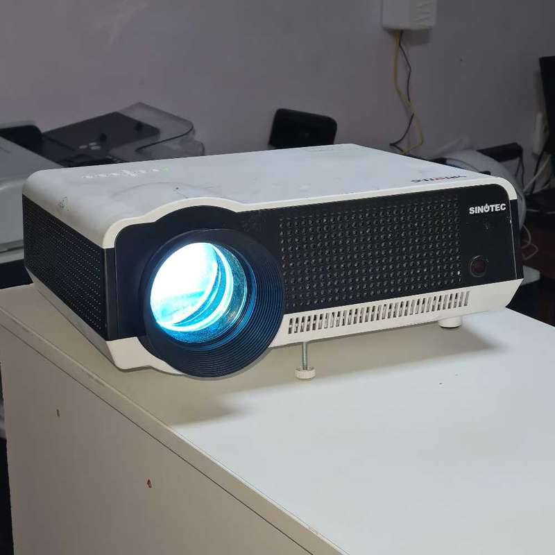 Sinotec Projector (needs attention)