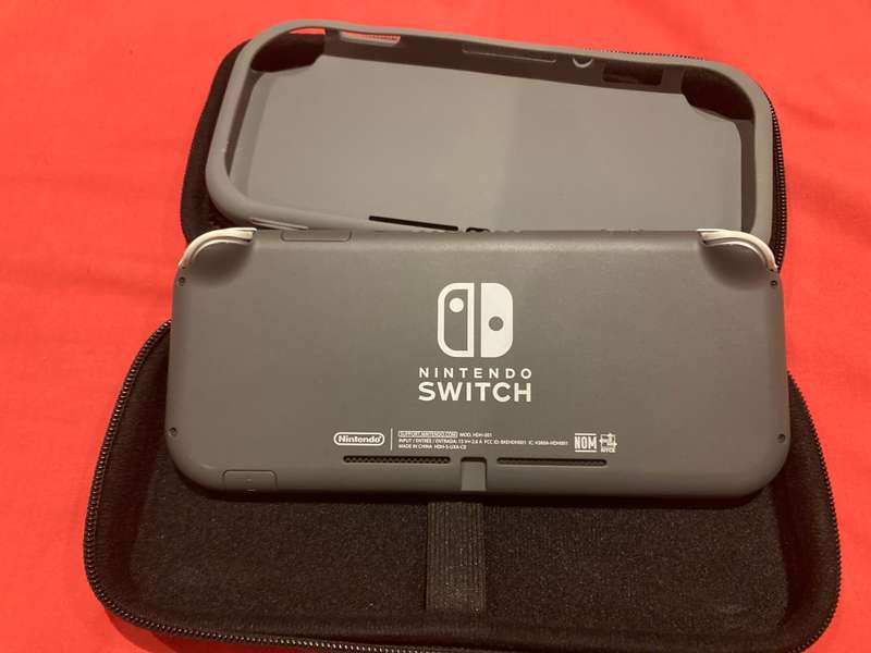Nintendo Switch Lite (Grey)