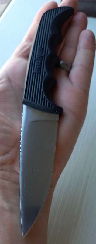 Kershaw 1028 Hunting Knife used.