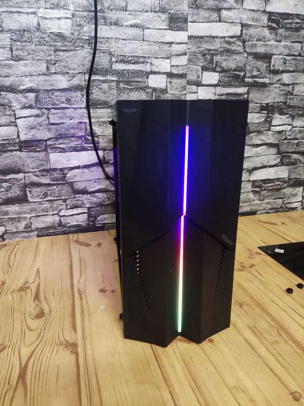 Custom Built i7 4790 PC**AMD RX560 Graphics Card**16GB DDR3 Ram**240GB SSD**1000GB HDD