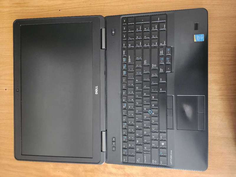 DELL LATITUDE E5540 i7 4th GEN LAPTOP FOR SALE !!!!