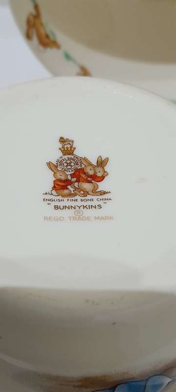 Vintage Royal Doulton Bunnykins set