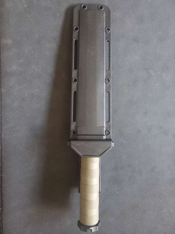 Jeep Rambo-style survival knife