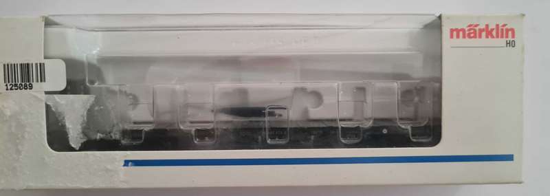 Märklin 46280 DB flat car wih brakeman's cab
