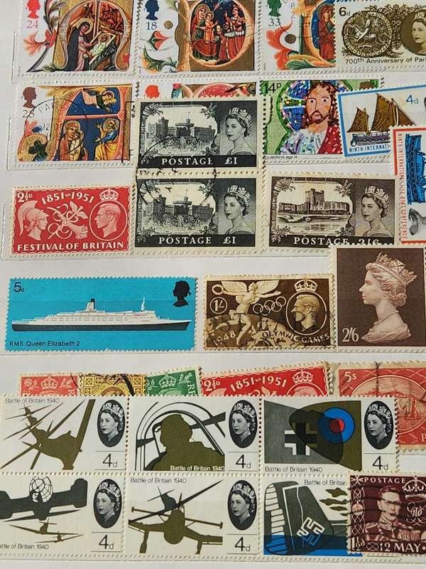 GB - HUGE Value selection in lovely A5 SunSun Stock book - 1 Stamp will pay for all this Treasure