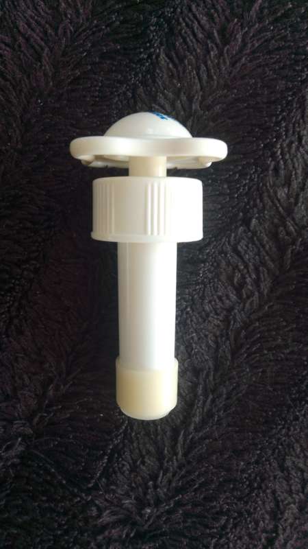 Fizzy Coldrink Bottle Cap with pump