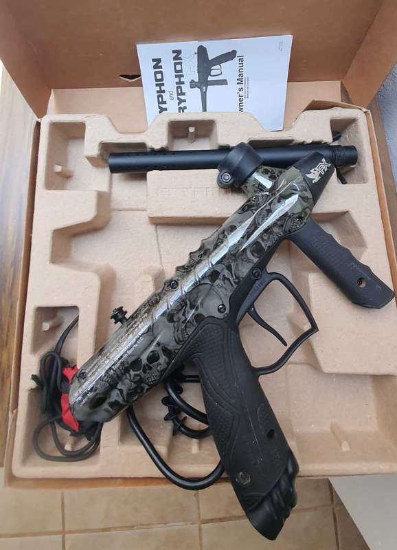 Tippmann gryphon FX skull Combo Paintball gun