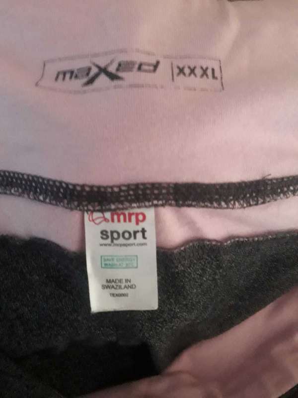 LADIES LEGGINGS: Very Comfy Grey & Pink just below the knee leggings - Size XXXL/42/18 - GOOD