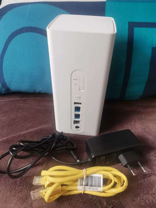 Huawei B618 -65d LTE wifi router