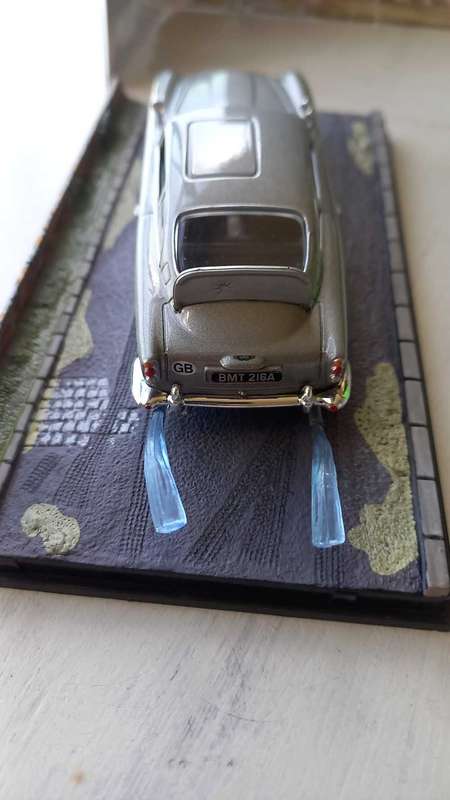 007 Aston Martin DB5 - Thunderball
