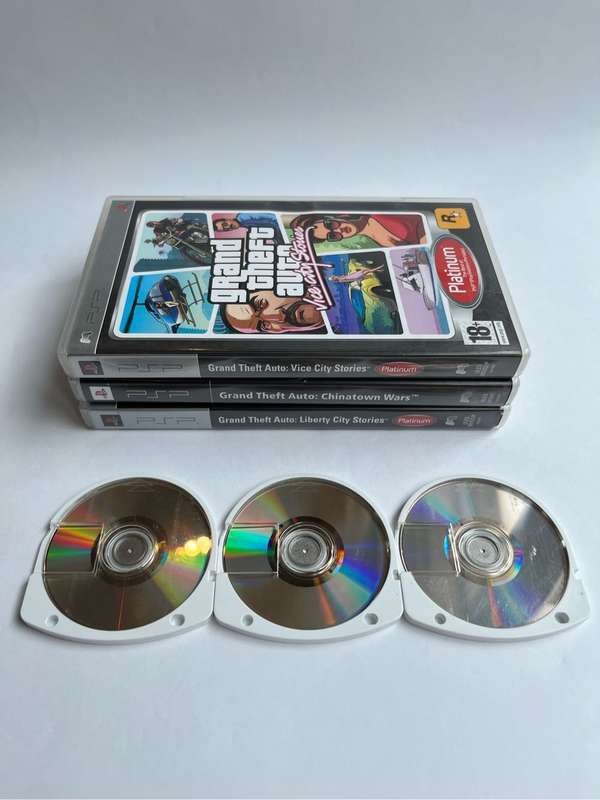 Grand Theft Auto Trilogy (PSP)