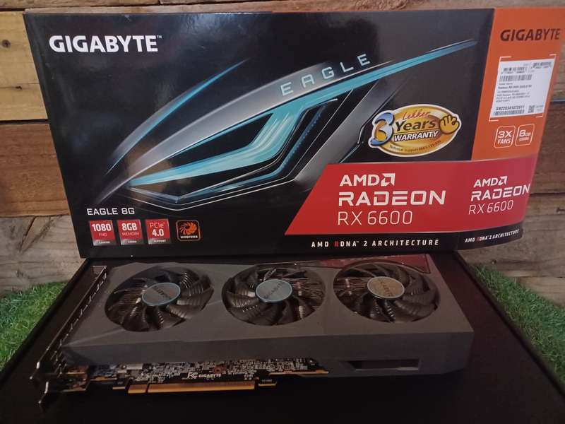 AMD RADEON RX 6600GIGABYTE EAGLE8GB