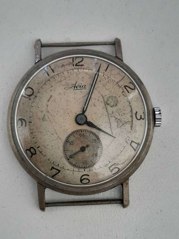 Vintage Avia watch