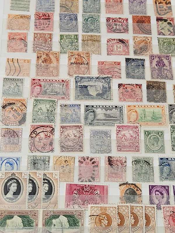 British Empire - HUGE value incl. many QVs - in Stunning 16-page Kabe album