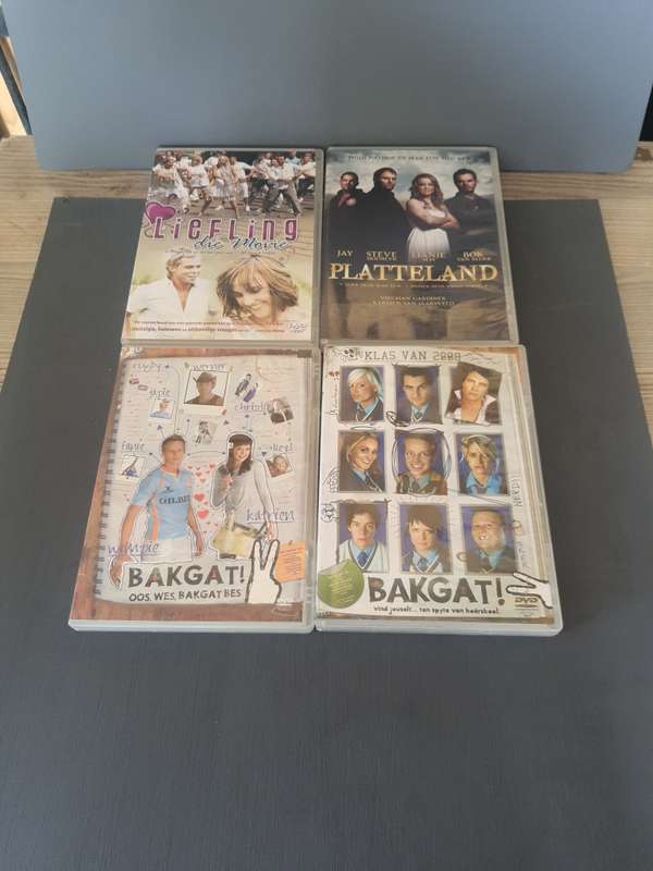 Afrikaanse Flieks x 4 DVD Bondel