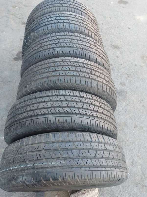 255/70/16 Continental CrossContact Lx. 99% life