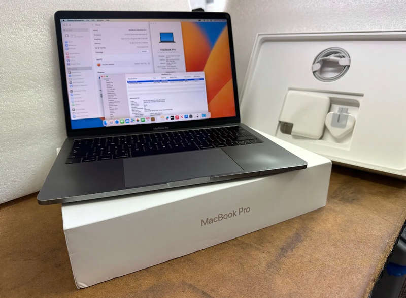 Apple MacBook Pro