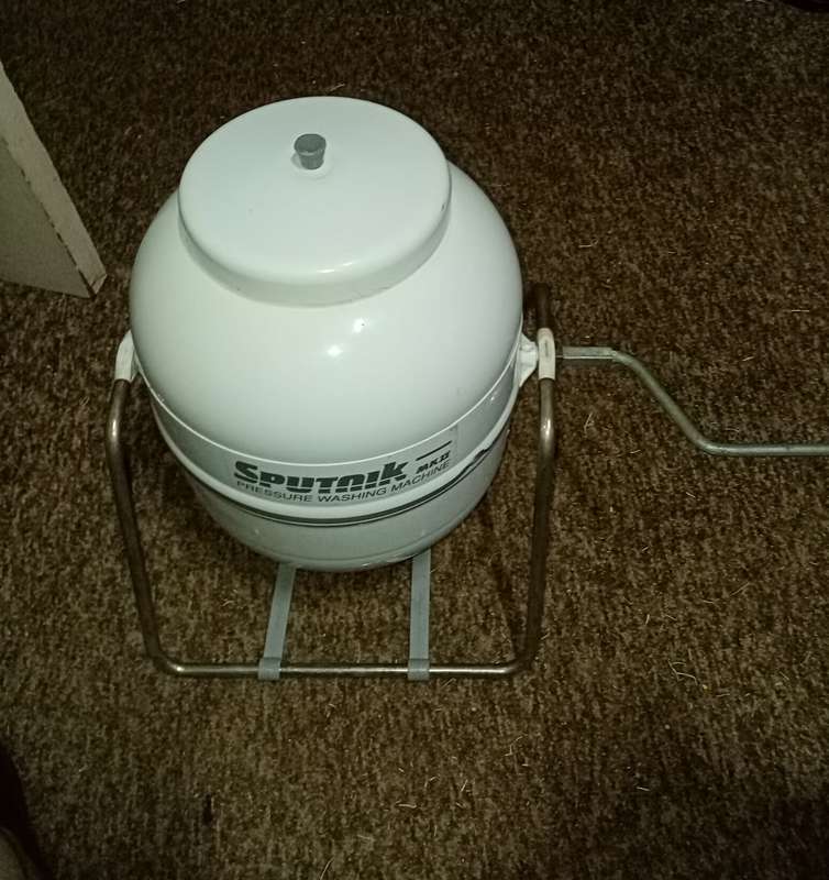 Sputnik handwash machine