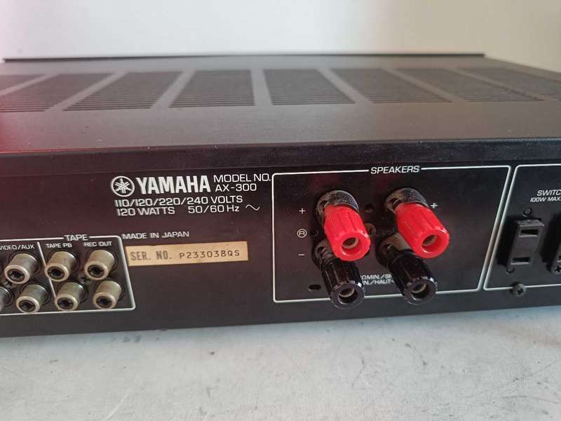 Yamaha AX300 stereo amplifier