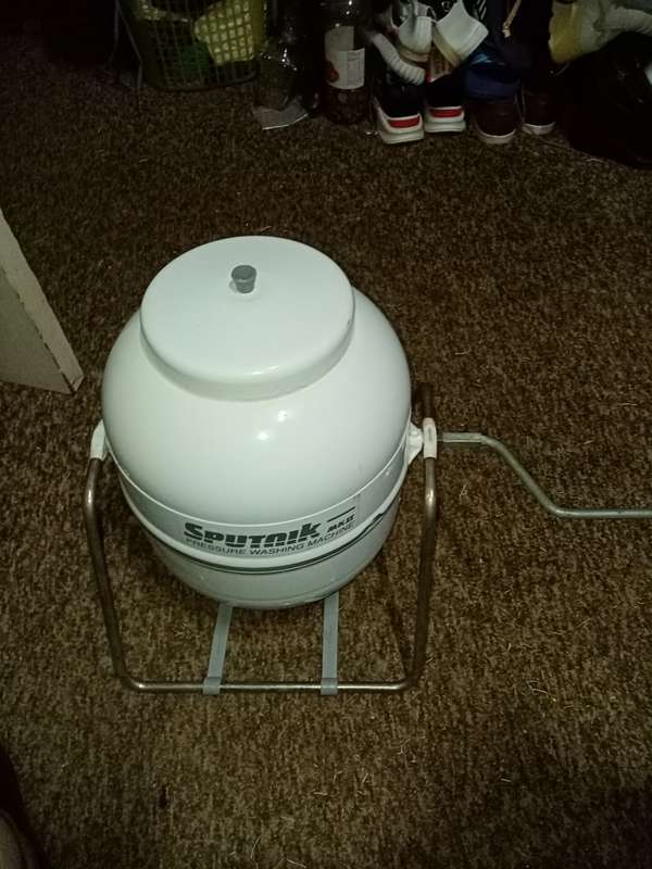 Sputnik handwash machine