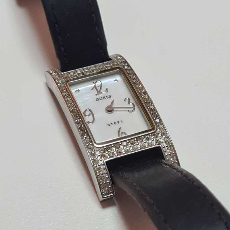 Guess Steel quatz woman's watch
