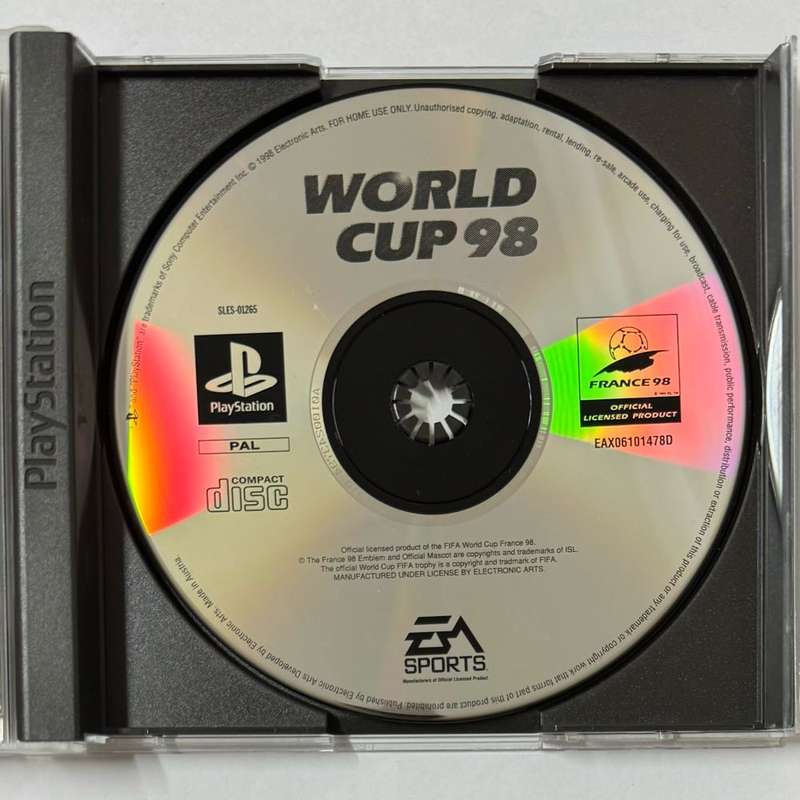 Playstation 1 : France World Cup 98 complete with owners manual