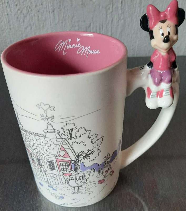 Original Disney Parks " Minnie Mouse" Coffee Mug