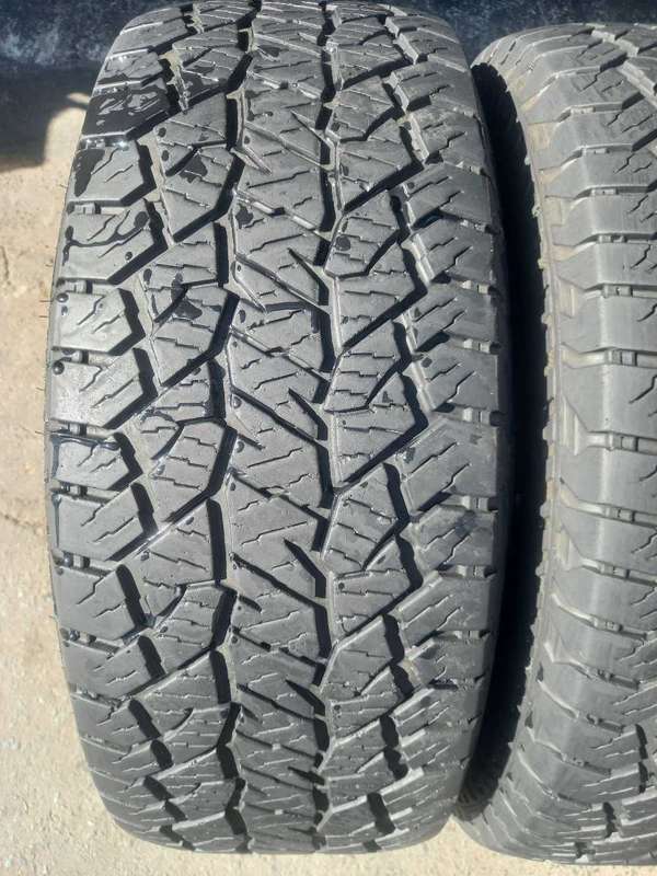 265/65/17 Hankook Dinapro AT2.