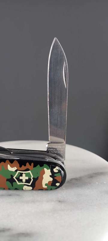 Victorinox pocket knife Multilayers Officers Suisse