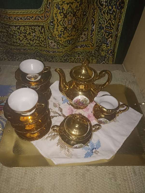 Eskay 22 carat gold plated teaset