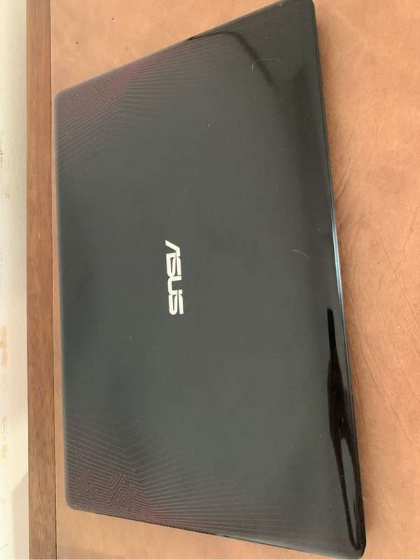 ASUS FX 550 V - Gaming laptop with NVIDIA GTX950M