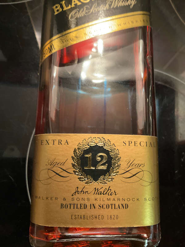 Johnnie walker black 12y & deluxe EXTRA SPECIAL