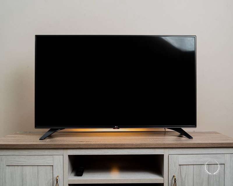 LG 49 Smart TV