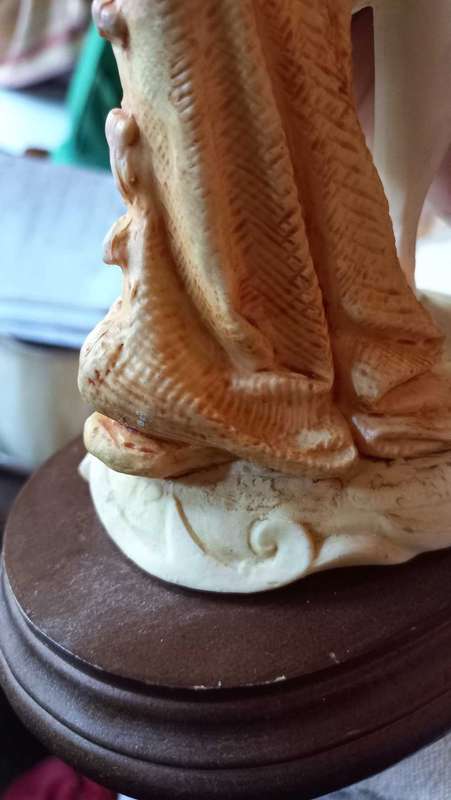 Vintage statue / sculpture of young girl holding a basket of fish - Simonelli  ?