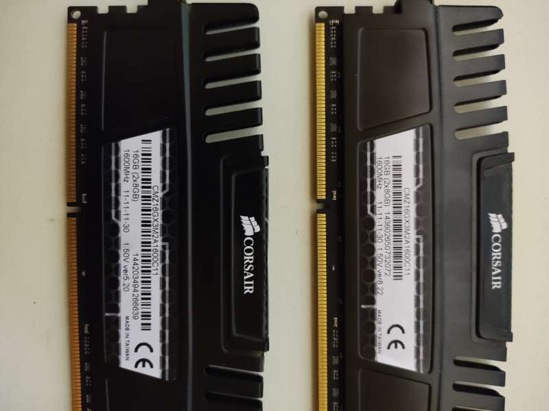 Corsair Vengeance 2 x 8GB DDR3 Gaming Ram**Set of 2**16GB in Total**