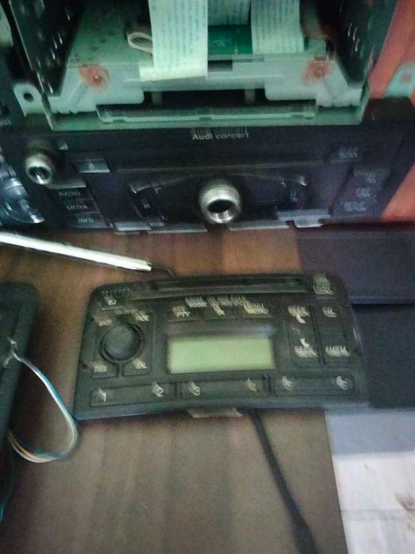 LOT CAR RADIOS