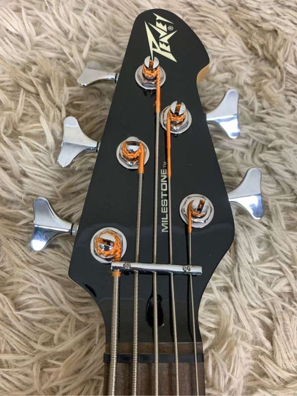Peavey Milestone Bass Guitar 5-String