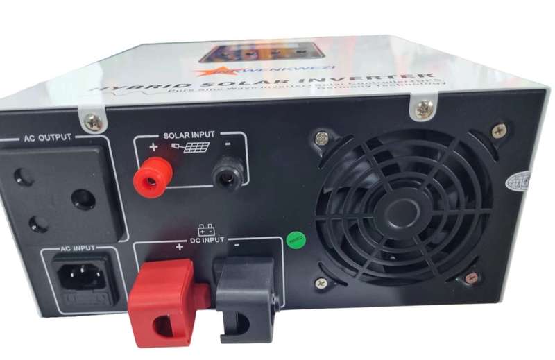 hybrid inverter 12v Inkwenkwezi  start 1000W